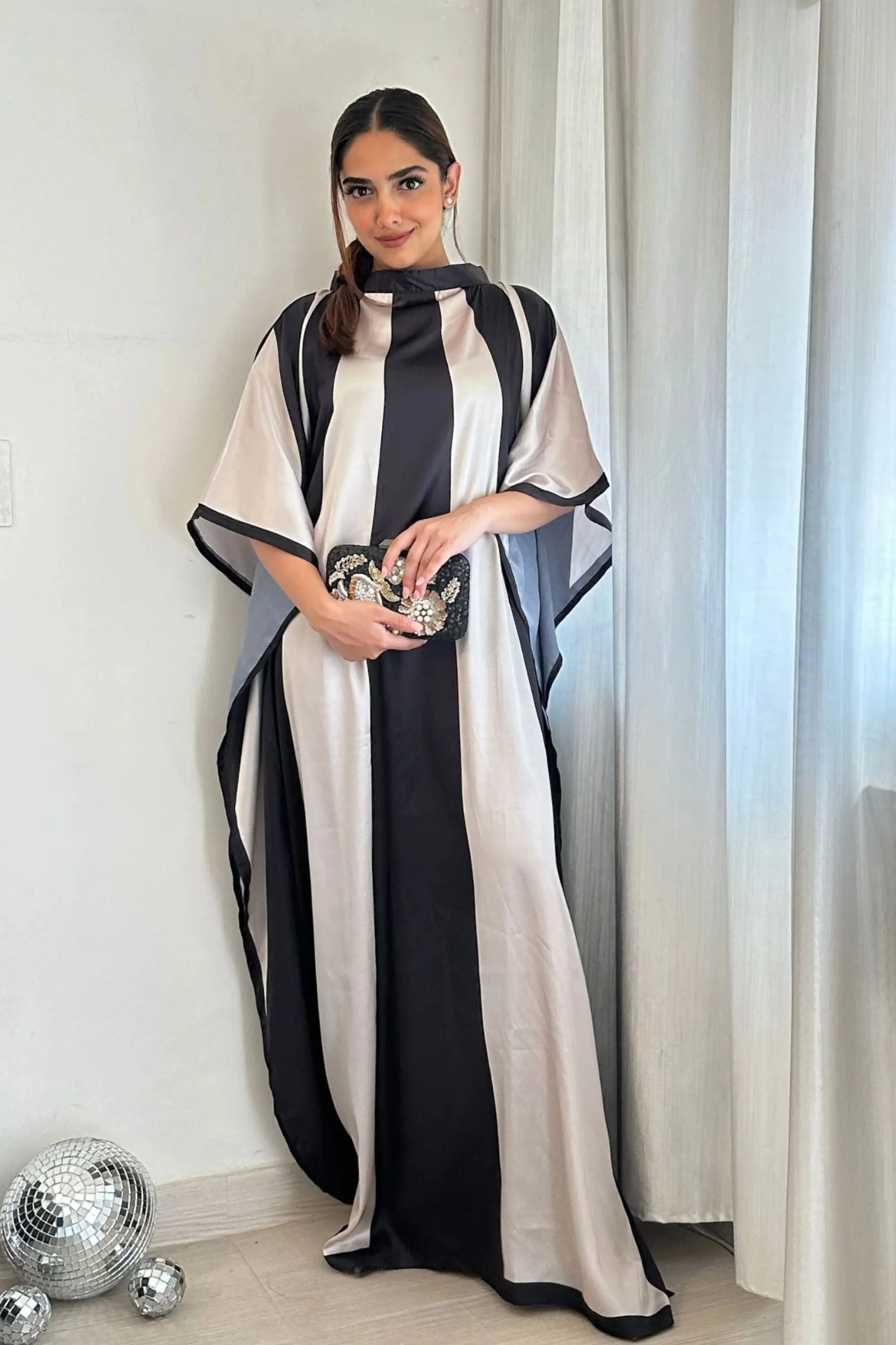 Monochrome B&W Kaftan