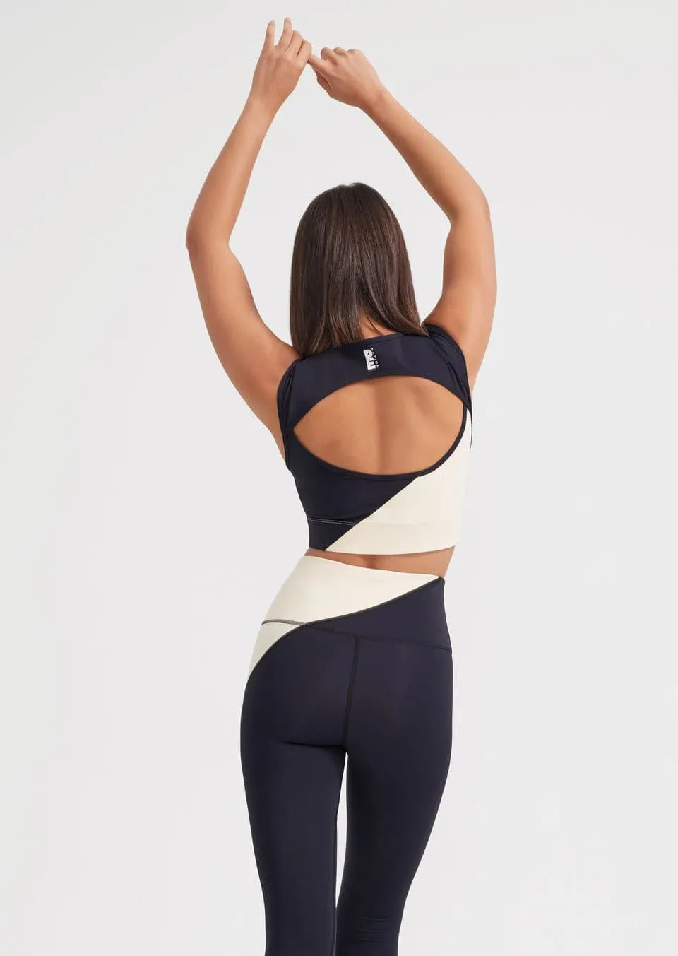 STABILITY SPORTS BRA -  BLACK/IVORY